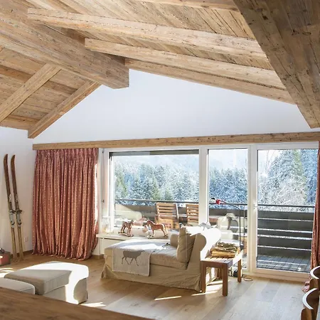 Zentrale Fuer 4 Seegarten * Lenzerheide/Lai