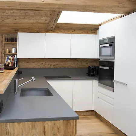 Zentrale Fuer 4 Seegarten Apartman Lenzerheide